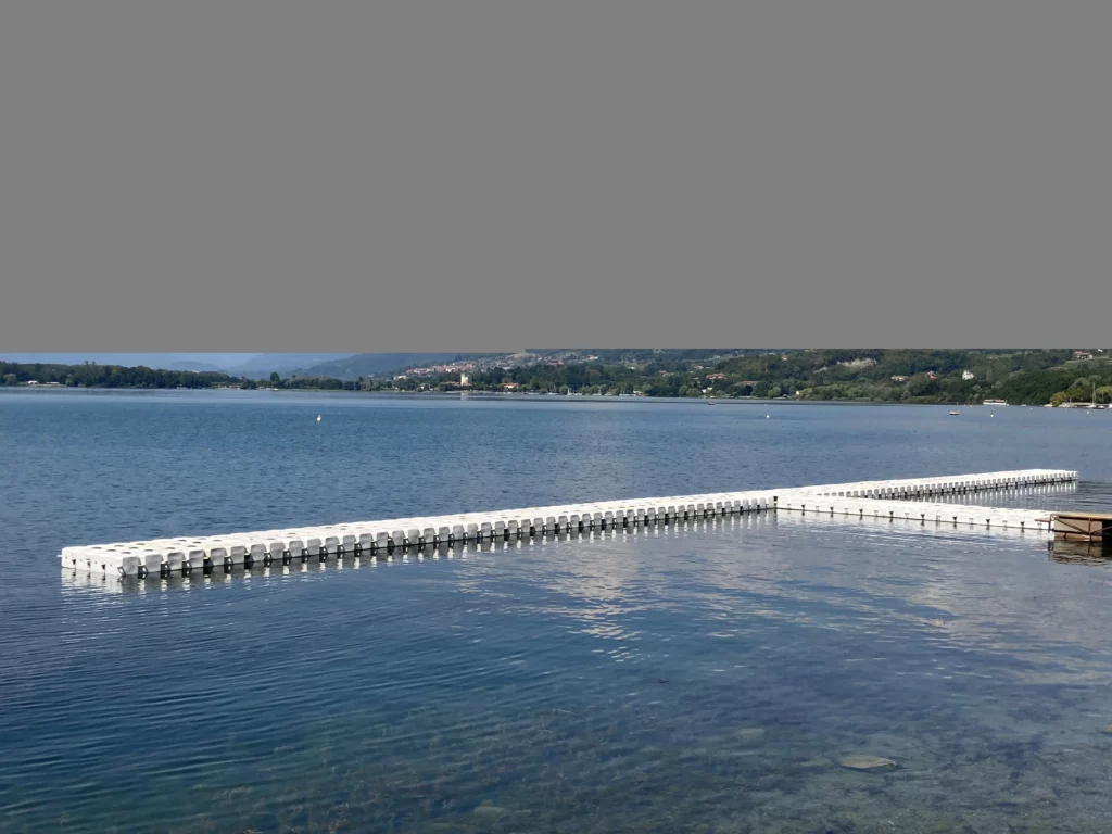 pontile galleggiante per gara sportiva